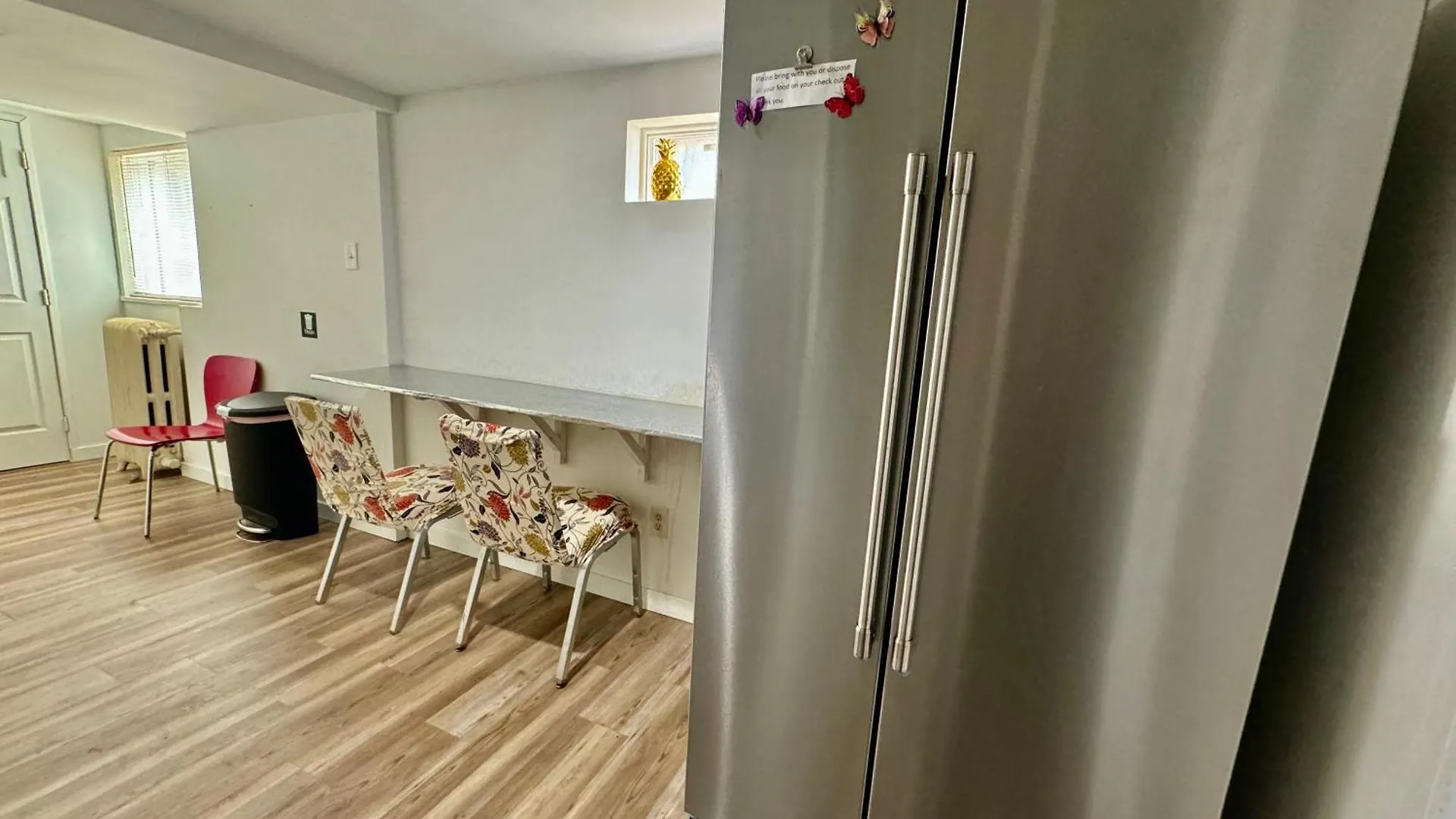 Tiny Private Room On The 1St Floor With Shared Bathroom Near Seatac Airport And Downtown Seattle Homestay